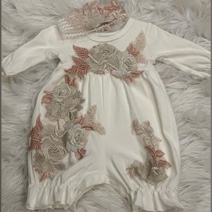 BeBe Gabrielle Mauve Floral Romper with Headband NWOT 9 Months